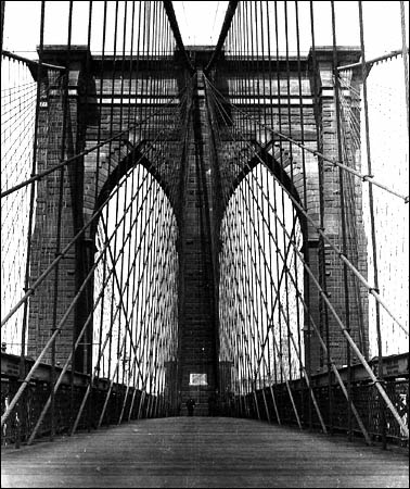 promenade.jpg (63377 bytes)