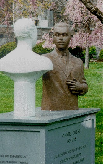 monument2.jpg (70218 bytes)