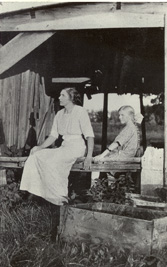 lorine4.jpg (29863 bytes)